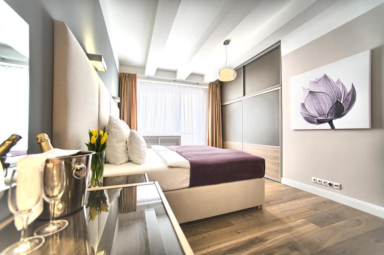 Exclusive 2 Bedroom Apartment Old Town - 2 Baths, Balcony And View - By Prague City Apartments Praga Exterior foto